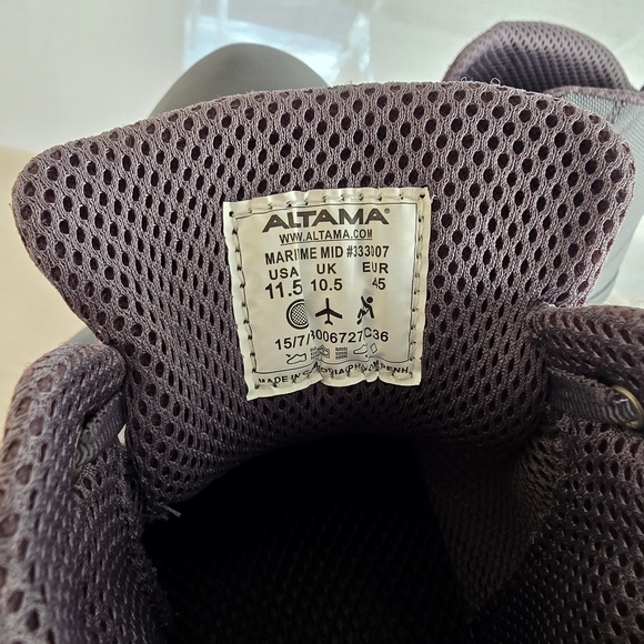 Men's Black and Gray High-Top Sneakers - Picture 3 of 5